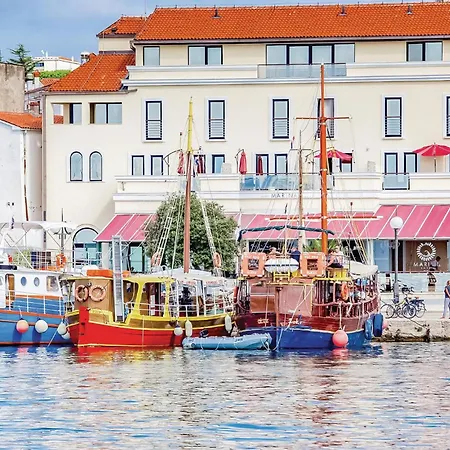 Gorgeous In Krk With Wifi