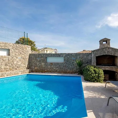 Feriehus Luxurious In Krk