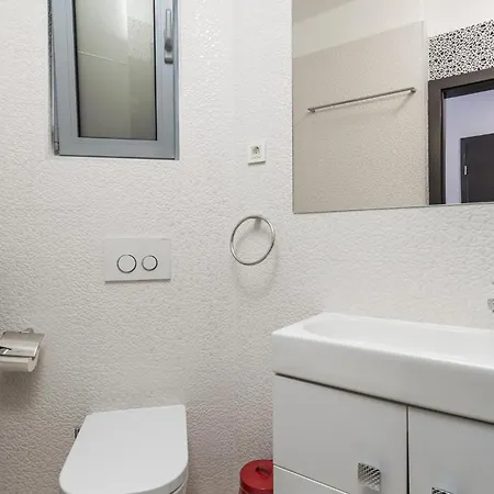 Feriehus Luxurious In Krk Krk Town